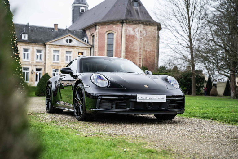 Porsche 992 Carrera 4S