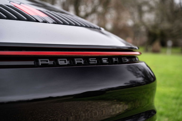 Porsche 992 Carrera 4S