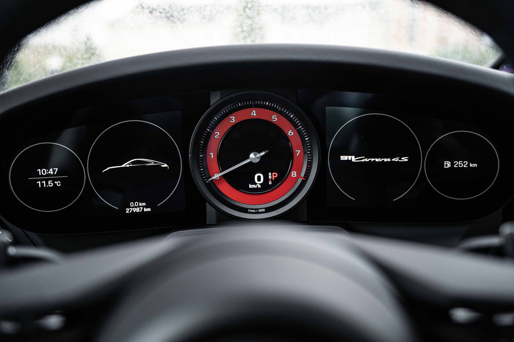 Porsche 992 Carrera 4S