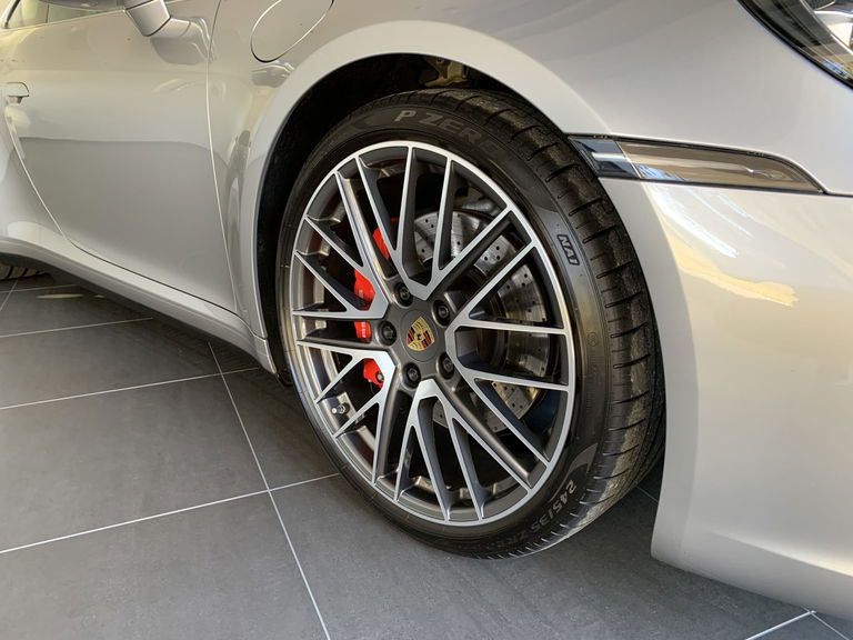 Porsche 992 Carrera S