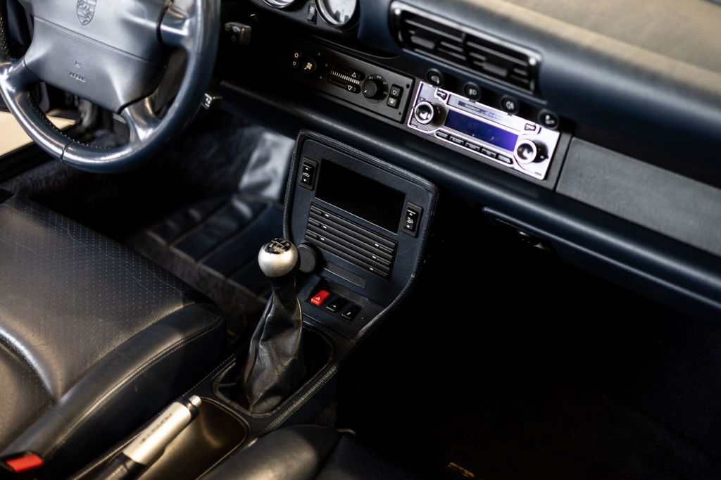 Porsche 993 Carrera 4