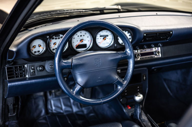 Porsche 993 Carrera 4