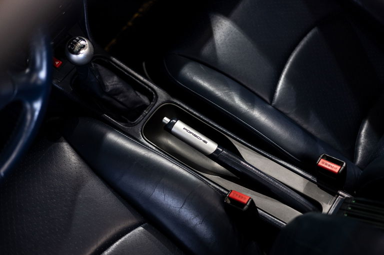 Porsche 993 Carrera 4