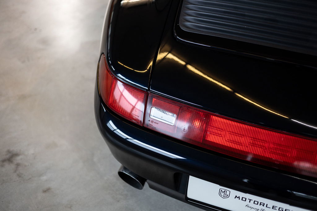 Porsche 993 Carrera 4