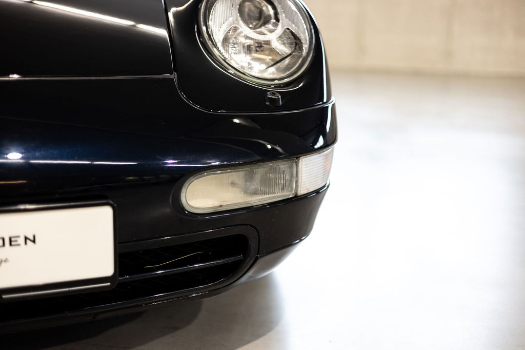 Porsche 993 Carrera 4