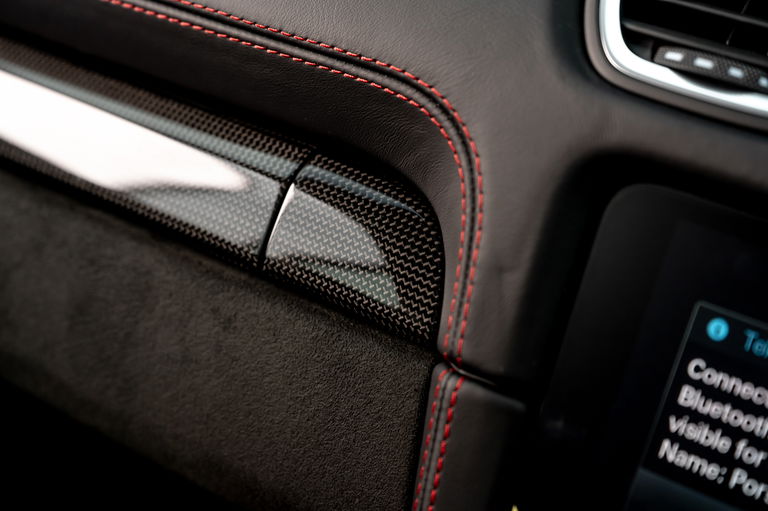 Porsche 718 Cayman GT4