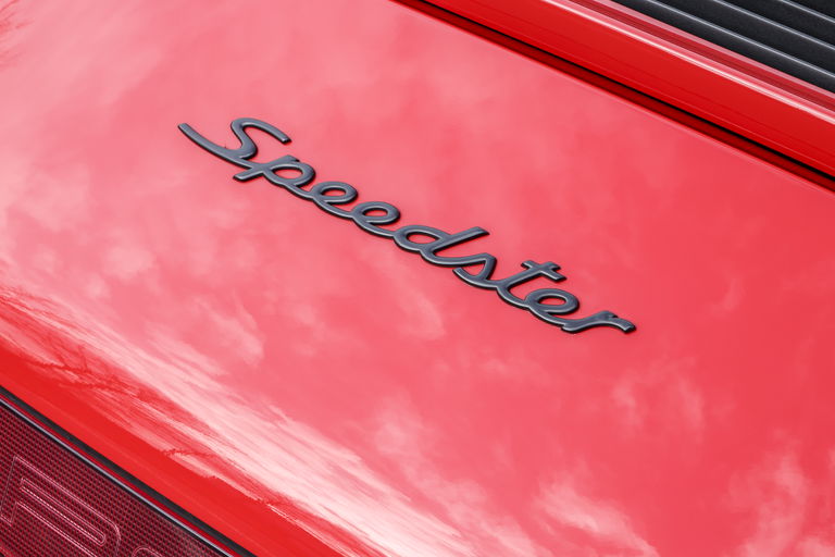 Porsche 964 Carrera 2 Speedster