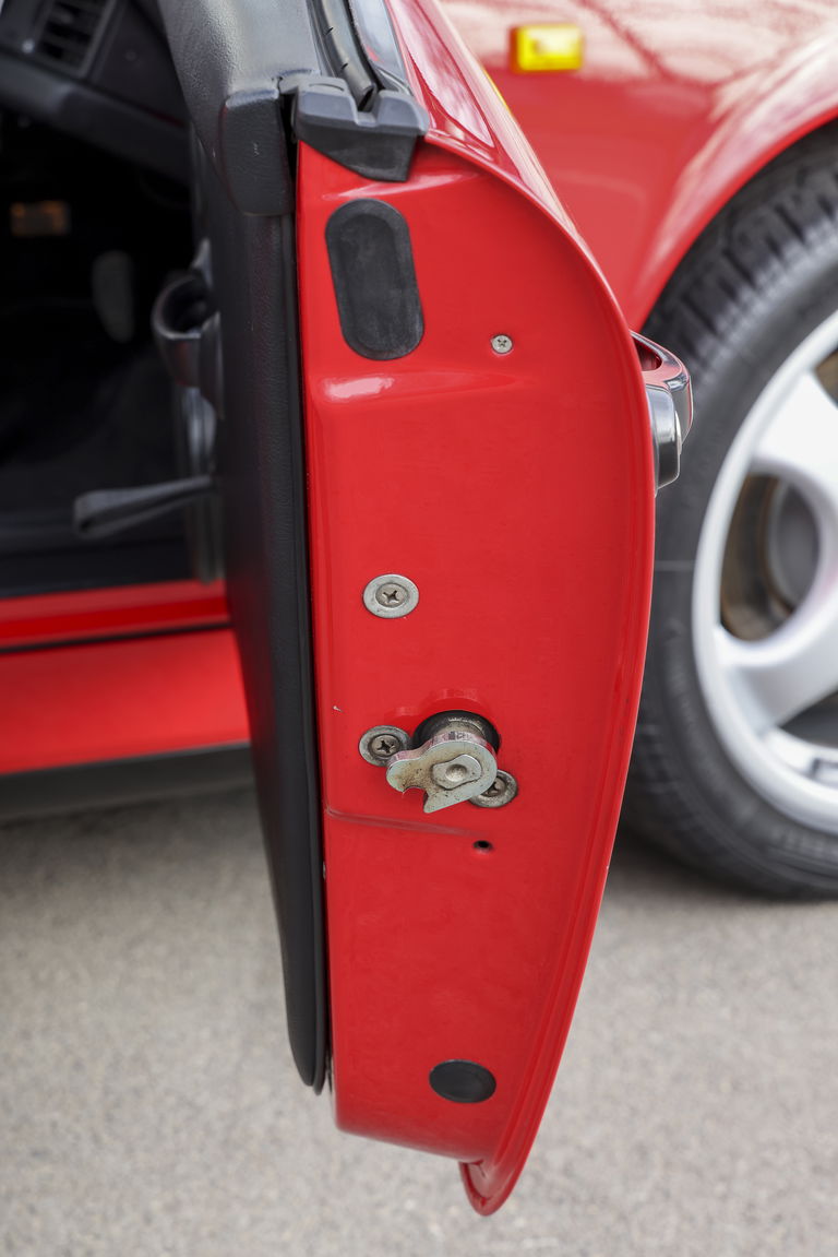 Porsche 964 Carrera 2 Speedster