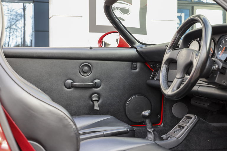 Porsche 964 Carrera 2 Speedster