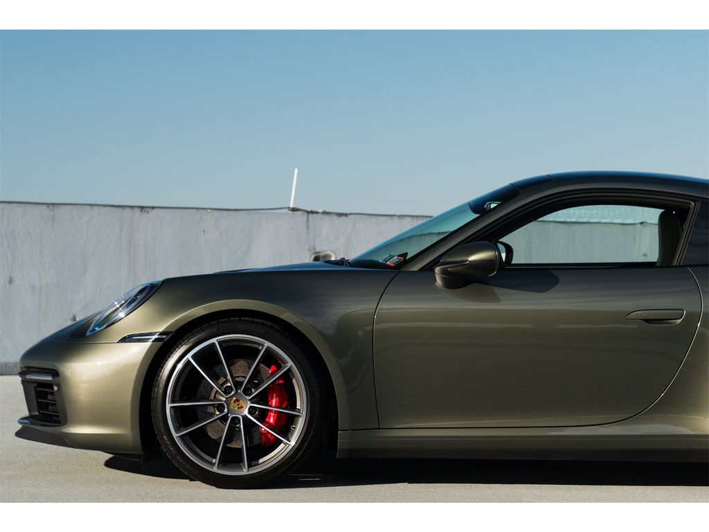 Porsche 992 Carrera 4S