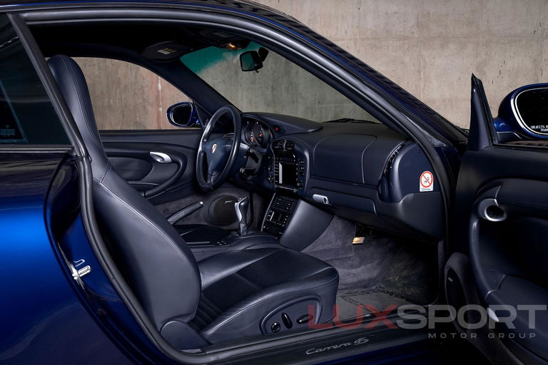 Porsche 996 Carrera 4S