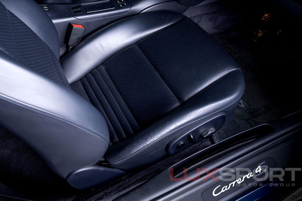 Porsche 996 Carrera 4S