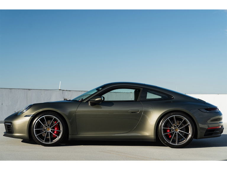 Porsche 992 Carrera 4S