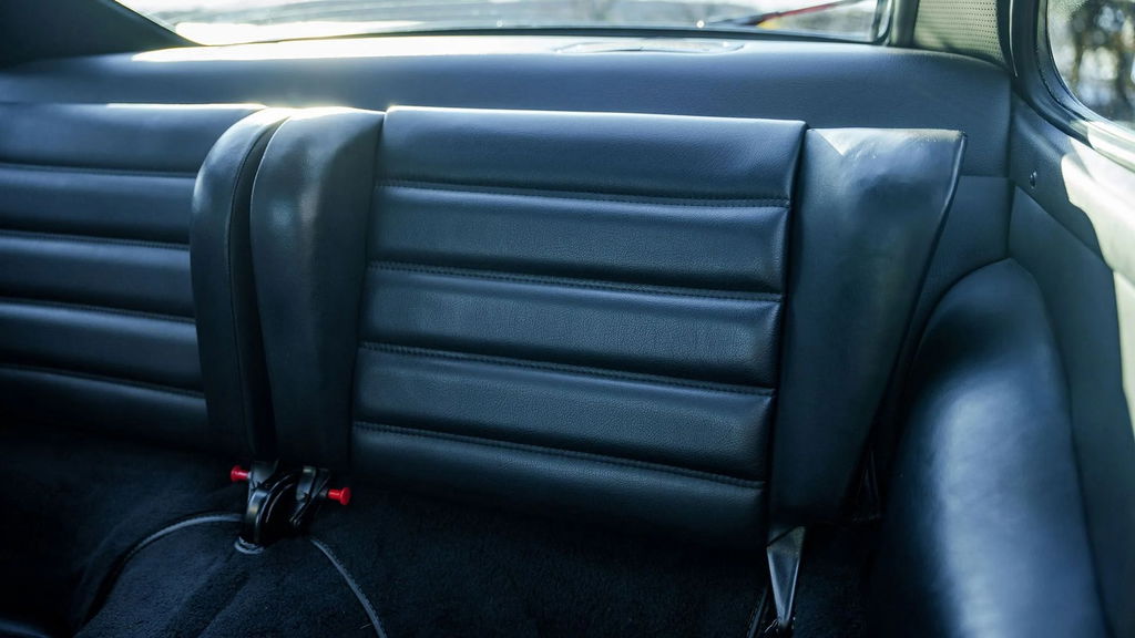 Porsche 911 Turbo 3.3 (US)