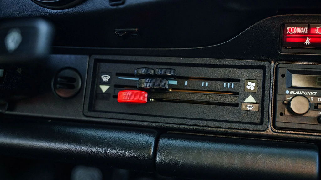 Porsche 911 Turbo 3.3 (US)