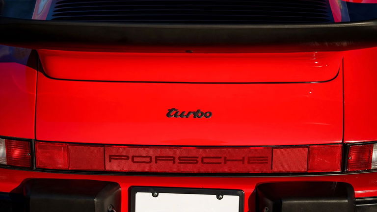 Porsche 911 Turbo 3.3 (US)