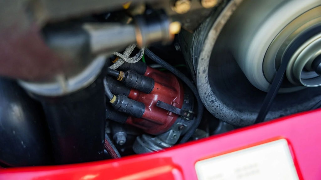 Porsche 911 Turbo 3.3 (US)