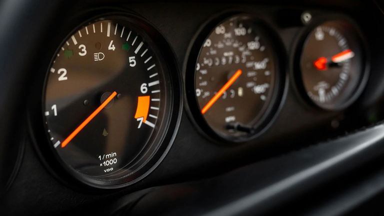 Porsche 911 Carrera 3.2 Speedster (US)