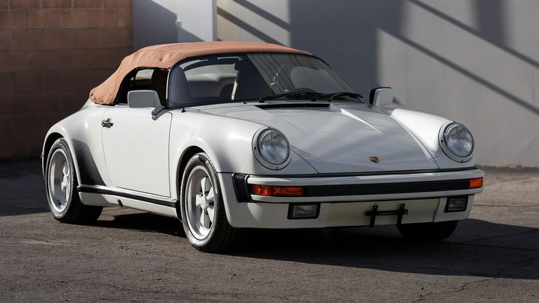 Porsche 911 Carrera 3.2 Speedster (US)
