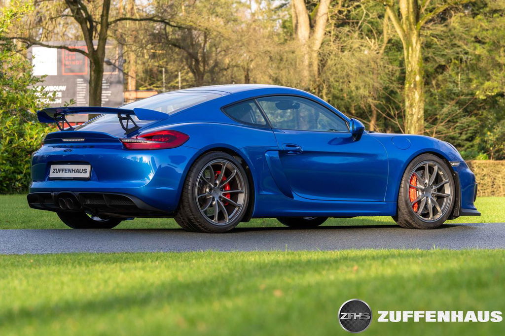 Porsche 981 Cayman GT4