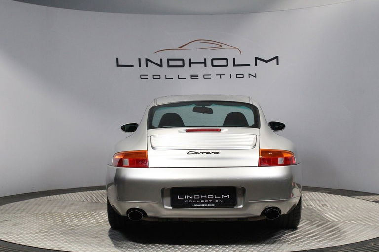 Porsche 996 Carrera