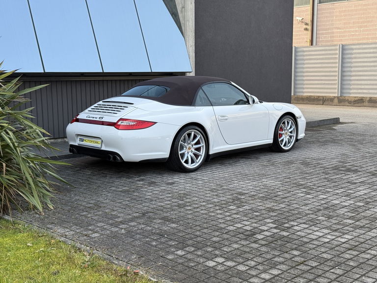 Porsche 997.2 Carrera 4S