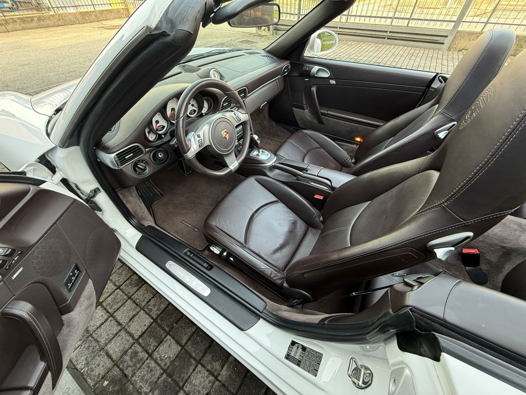 Porsche 997.2 Carrera 4S