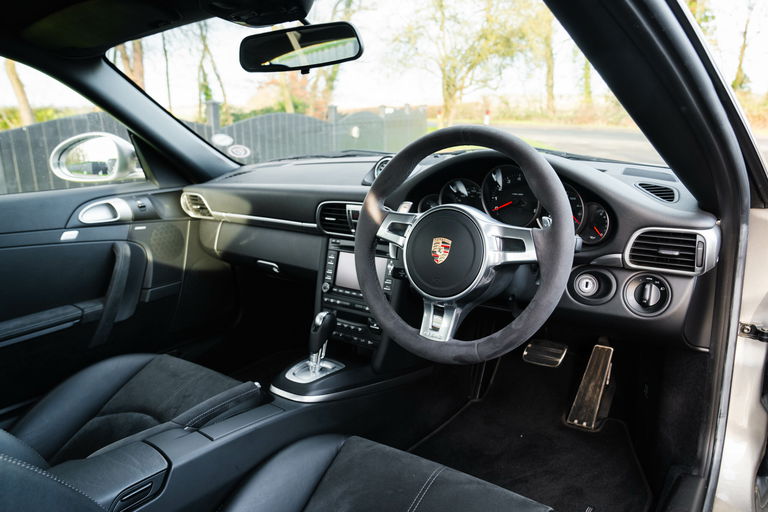 Porsche 997.2 Carrera 4 GTS