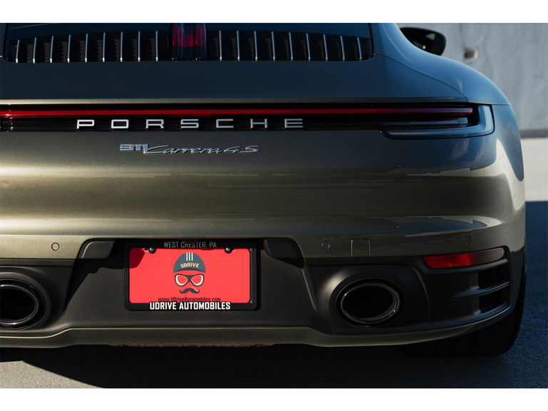 Porsche 992 Carrera 4S