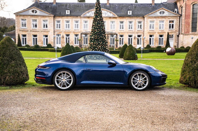 Porsche 992 Carrera