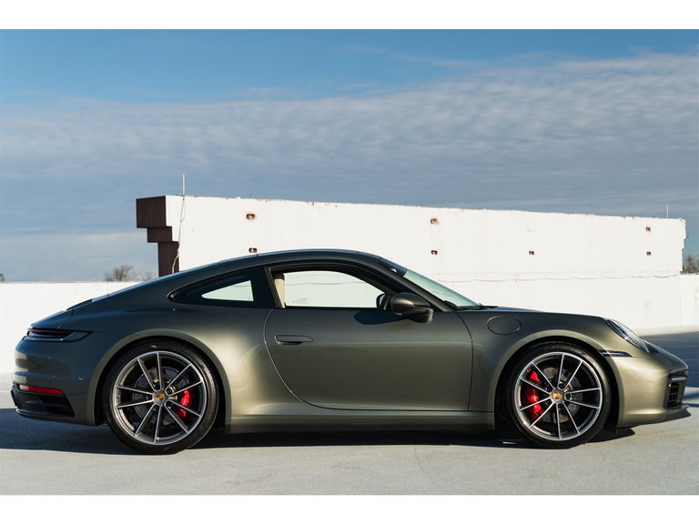 Porsche 992 Carrera 4S