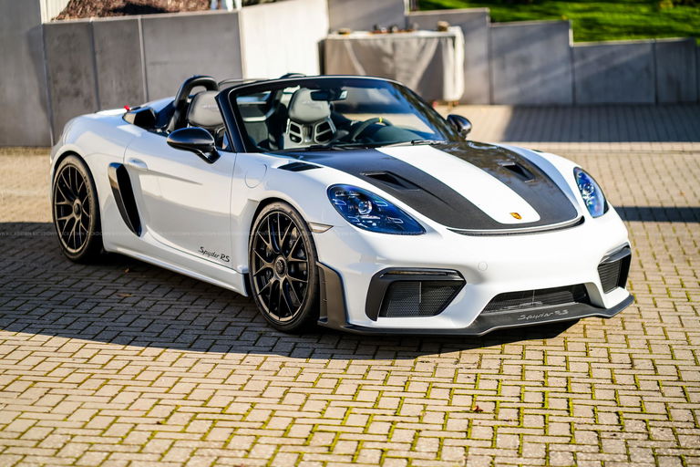 Porsche 718 Spyder RS