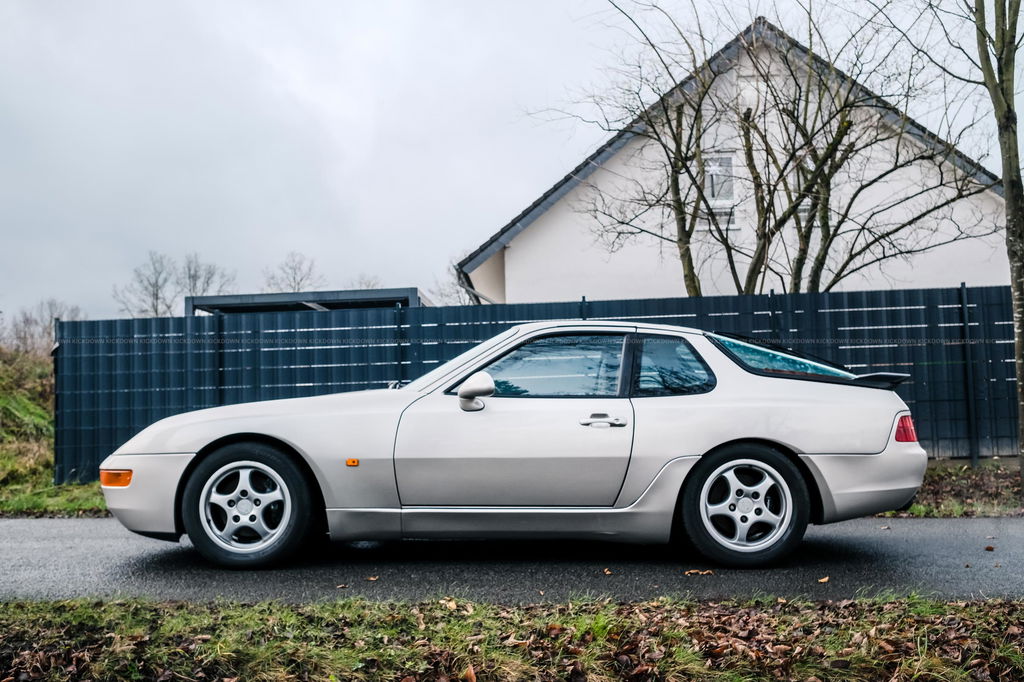 Porsche 968