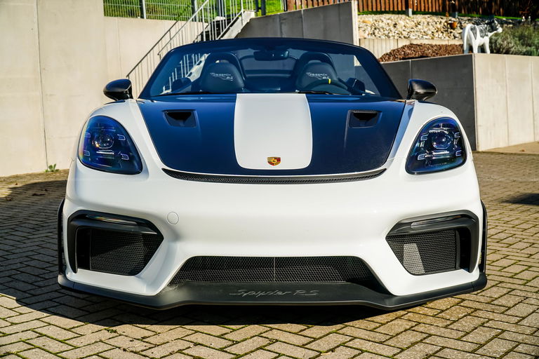 Porsche 718 Spyder RS
