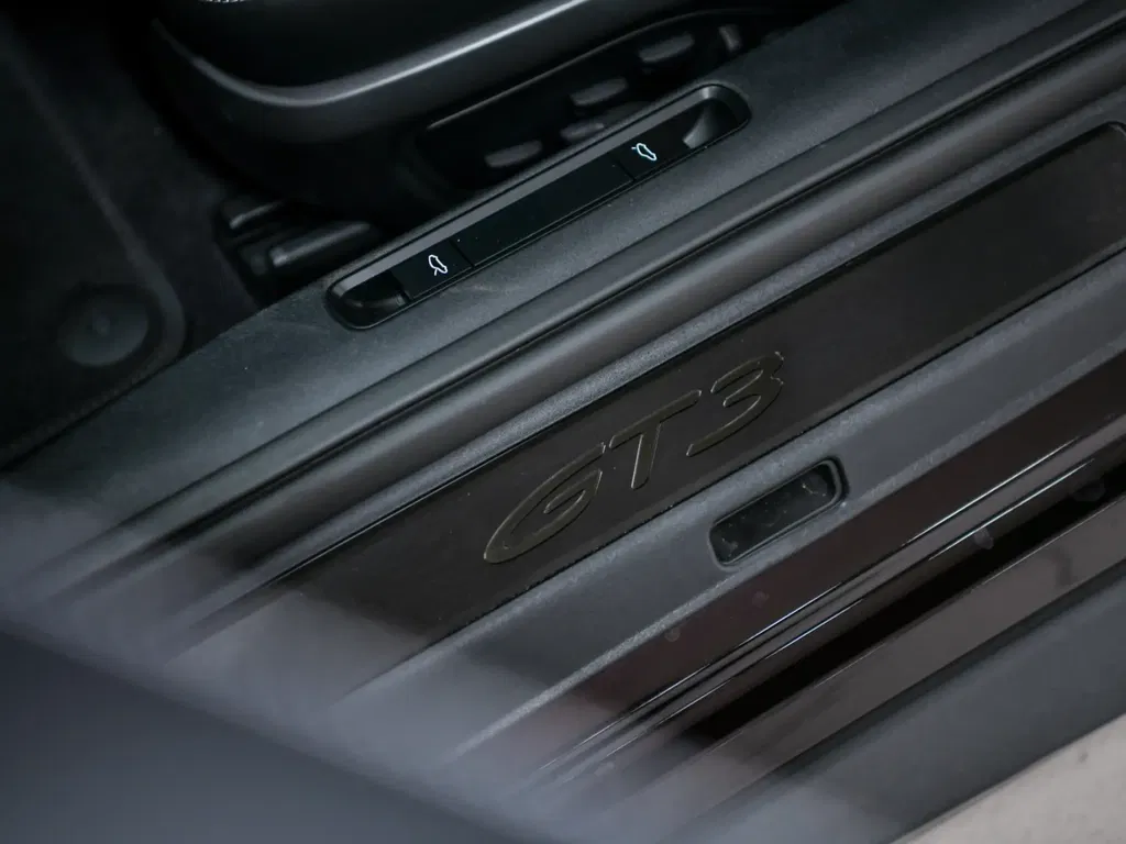 Porsche 992 GT3 Touring