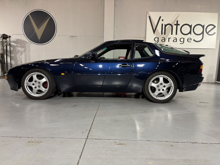 Porsche 944 Coupé