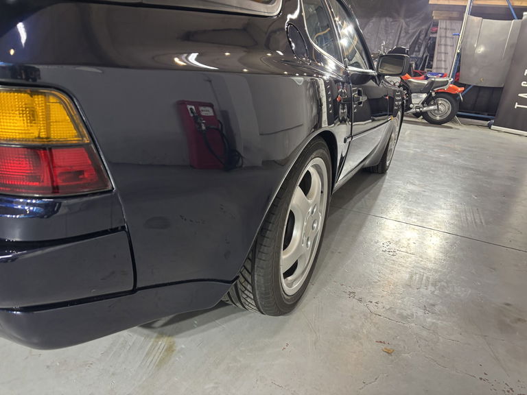 Porsche 944 Coupé