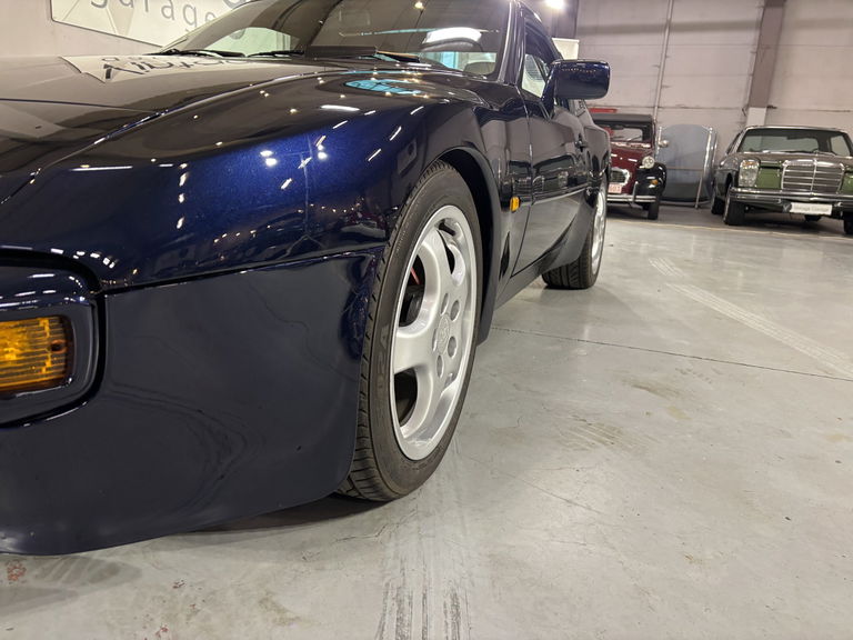 Porsche 944 Coupé