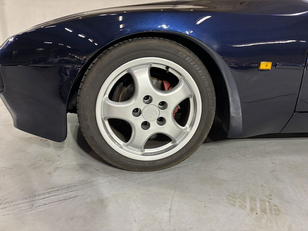 Porsche 944 Coupé