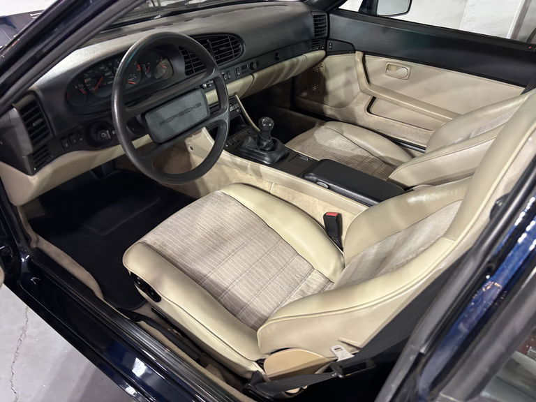 Porsche 944 Coupé