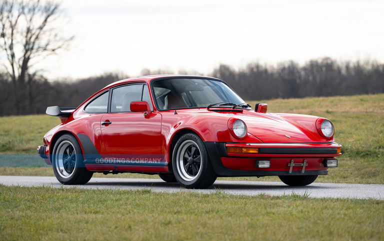 Porsche 911 Turbo 3.3 