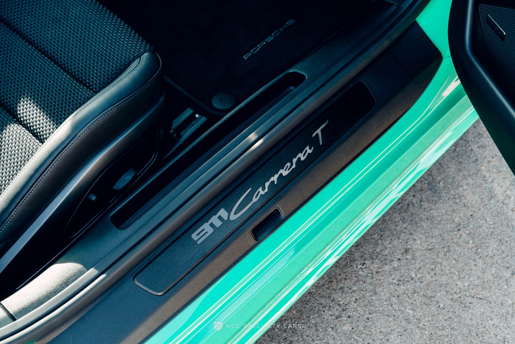 Porsche 992 Carrera T