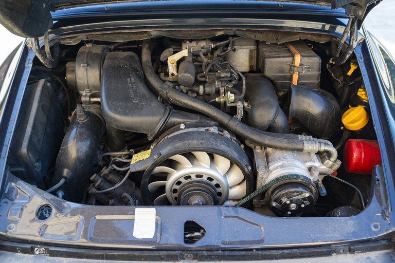 Porsche 964 Carrera 2