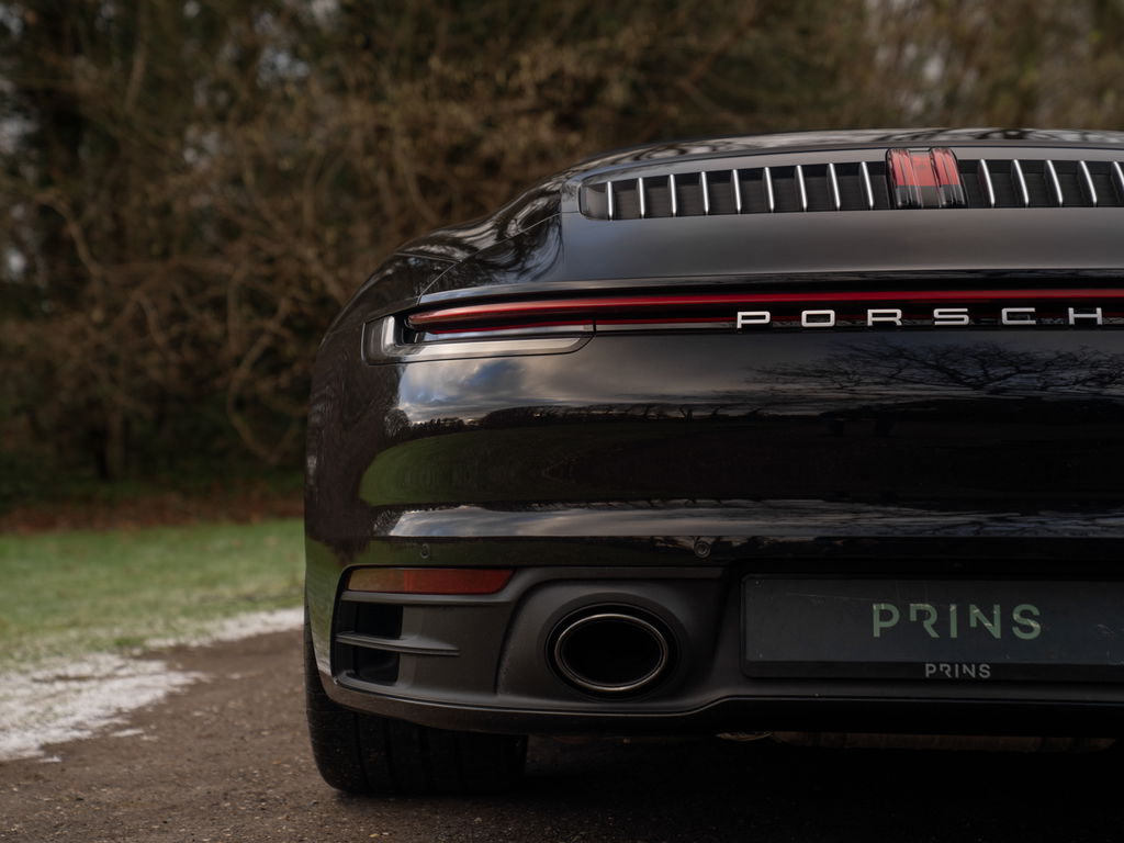 Porsche 992 Carrera 4S