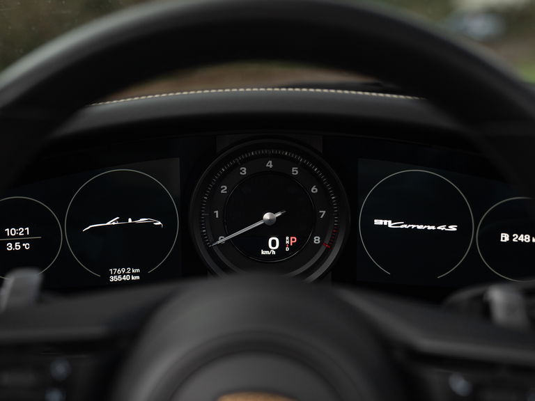 Porsche 992 Carrera 4S