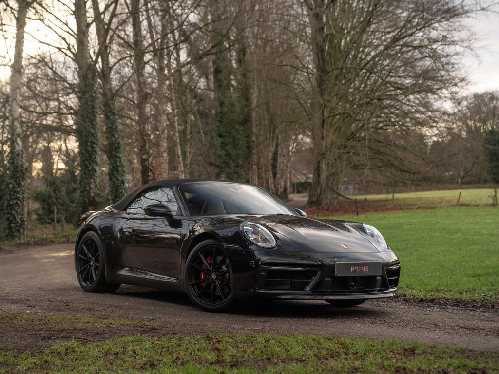 Porsche 992 Carrera 4S
