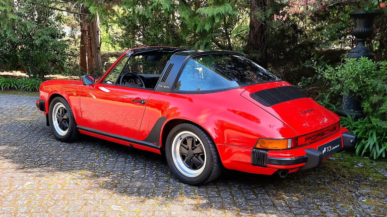 Porsche 911 Carrera 3.2