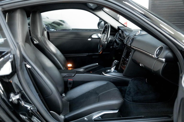 Porsche 987 Cayman S