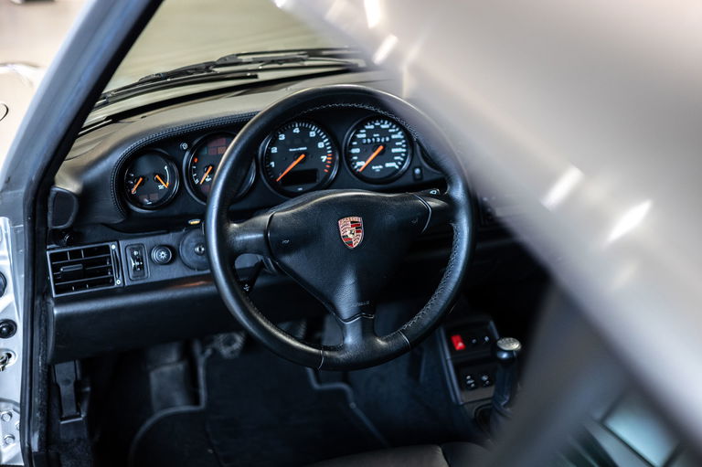 Porsche 993 Carrera 4S