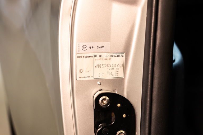 Porsche 993 Carrera 4S